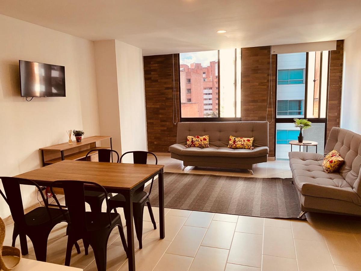 Apartamento Lauret En Laureles Medellín Eksteriør billede